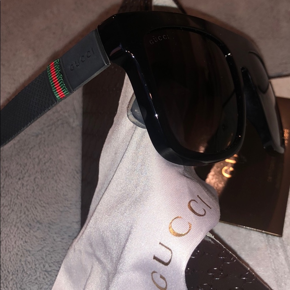 Gucci glasses - worn ONCE!! - Picture 2 of 3